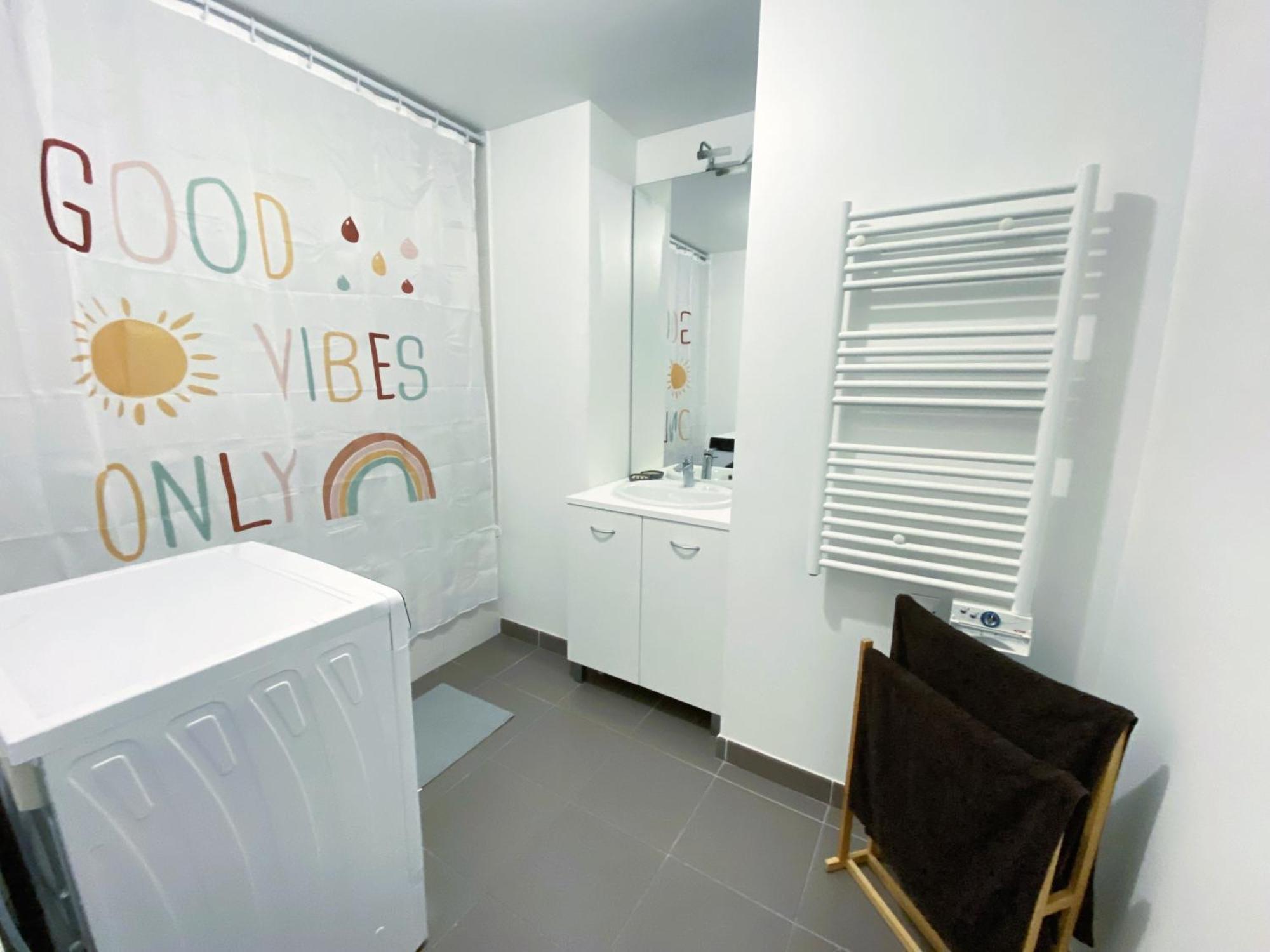 New Joliette Comfortable Apartment Well Located With Private Parking Marseille Exterior photo